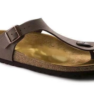 Gizeh Big Bucklenatural Leather Patent High-Shine Crocus |  Womens Thong Sandals